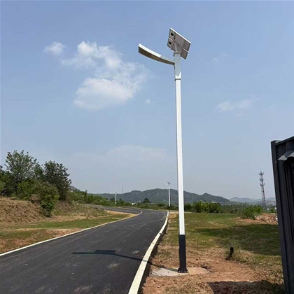 那曲路边太阳能路灯安装